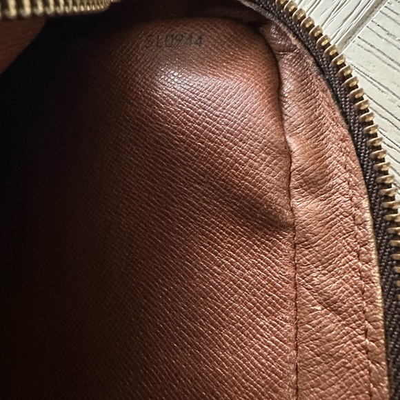 Louis Vuitton Marley. - Picture 3 of 6